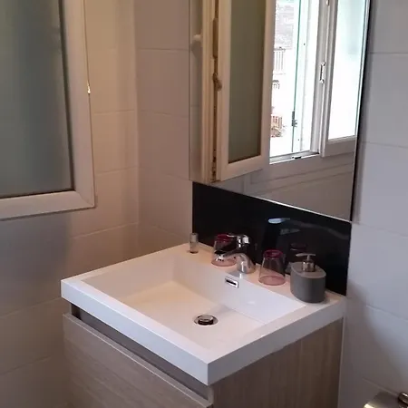 Auberge Des Toques Hotel 2*