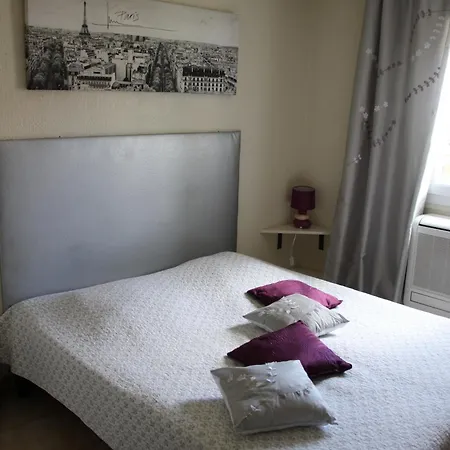 Auberge Des Toques Hotel